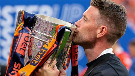 EFL: League confirms Championship, League One.